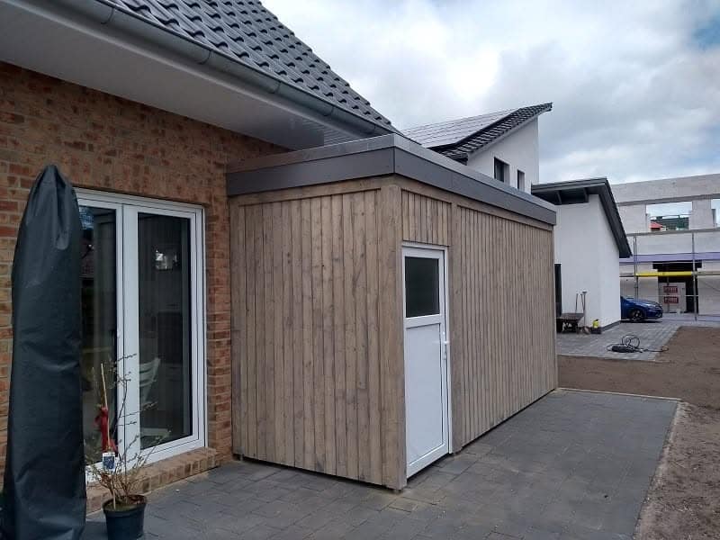 Abstellraum am Wohnhaus – Carports
