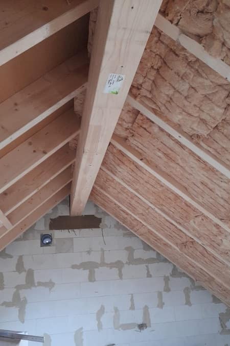 Neuer Dachstuhl vor dem Ausbau – Trockenbau
