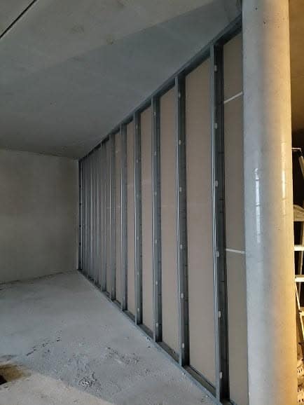 Metallständerwerk im Gewerbebau – Leichtbauwände